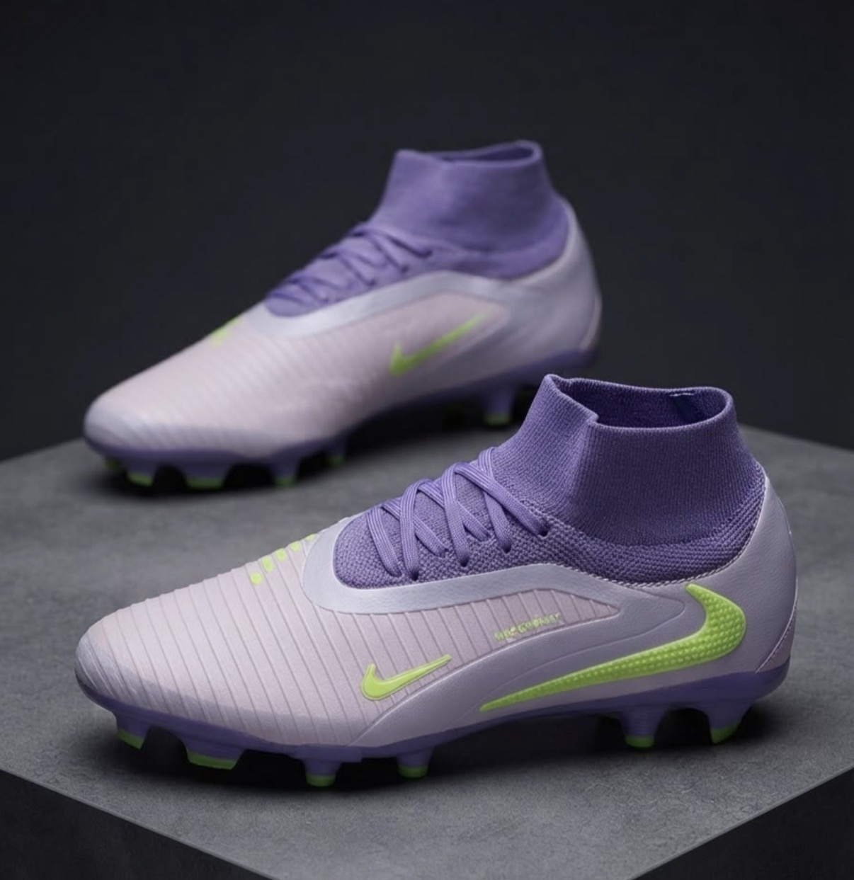 NIKE GRIPKNIT 